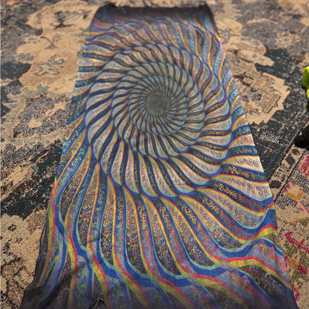 Psychedelic/Spiral Pattern PASHMINA/Bonnaroo Merch/Thick/Fuzzy/SOFT
